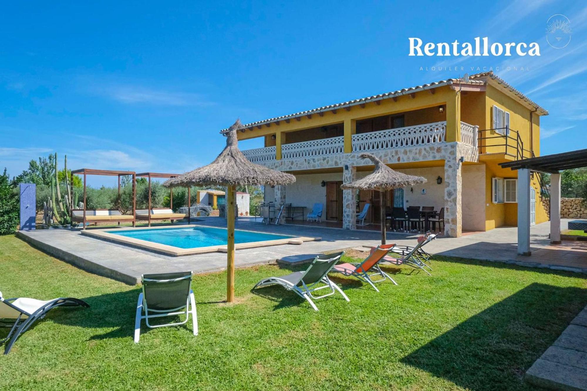 Country house Cristi Bressals By Rentallorca *